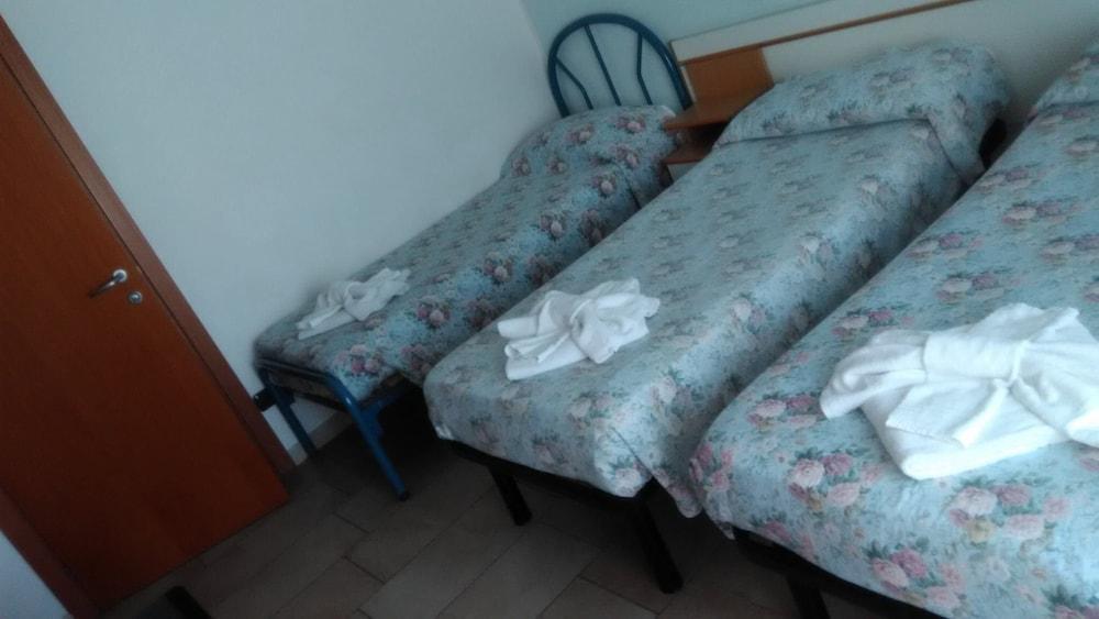 Hotel Marilonda ريميني المظهر الخارجي الصورة